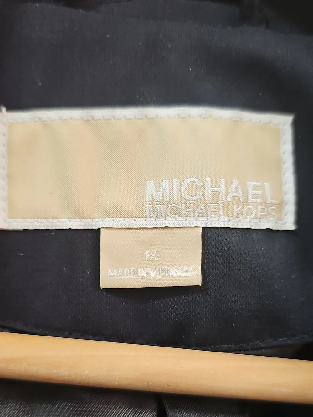 MICHAEL KORS SHORT DBL BREASTED TRENCH JACKET BFPM-09-164